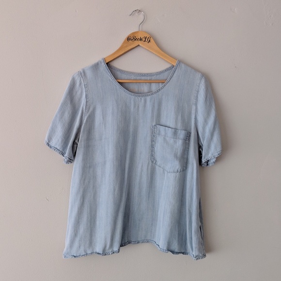 GAP Tops - GAP Chambray Tee